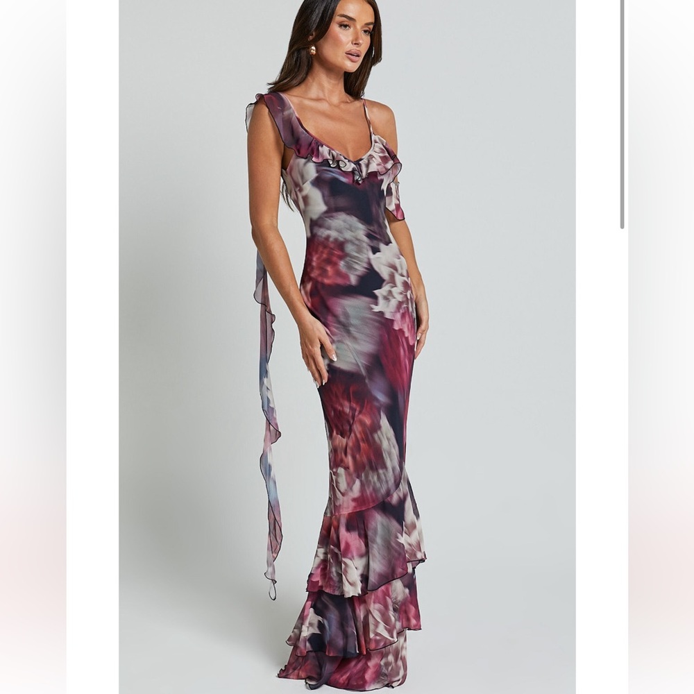 Showpo Riley Maxi Dress Asymmetrical Ruffle Size 6 Worn Once